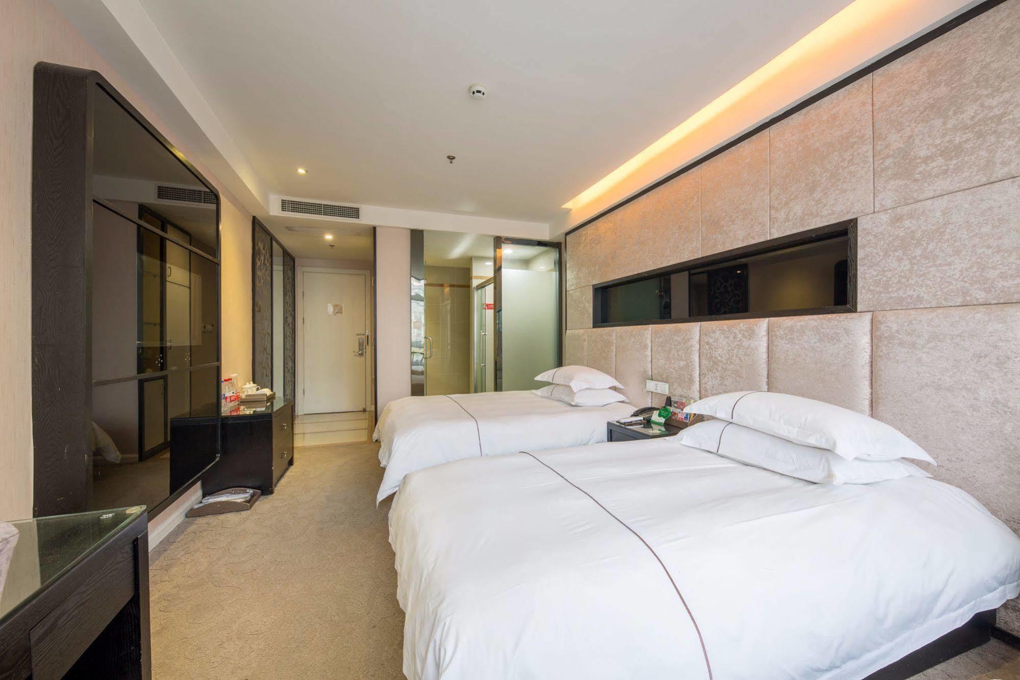 Lvgu Hotel Yiwu  Dış mekan fotoğraf